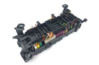 INFINITI QX30 1 generation (2016-2020) Drošinātāju kārba A2465400340 30385537