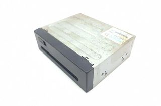 TOYOTA Prius 2 generation (XW20) (2003-2011) CD-чейнджер 8684147050 31024483