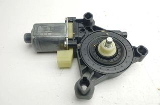 AUDI Q2 1 generation (2016-2024) Front Left Door Window Regulator Motor 5Q0959802B 31191018