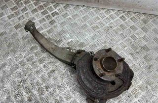 NISSAN 350Z Z33 (2001-2009) Front Right Wheel Hub 32634753