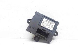 VOLVO V70 3 generation (2007-2020) Aizmugurējo labo durvju vadības bloks 32648784