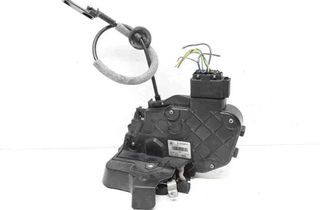 VOLVO V70 3 generation (2007-2020) Priekšējo labo durvju slēdzene 31253674 32653579