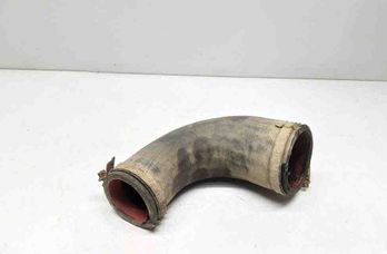 VOLVO S60 2 generation (2010-2020) шланг радиатора интеркулера 31293663 32656576