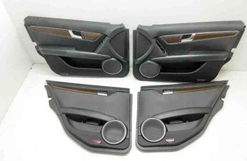 MERCEDES-BENZ C-Class W204/S204/C204 (2004-2015) Durvju Apdare A2044405535,A2047208722,A2044406135,A2047200589 32670360