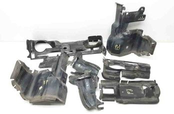 VOLVO V70 3 generation (2007-2020) Radiator air diverter 31323243,31217065,31214240,31214424,31323451,30796389,30796390 32671774