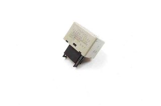 TOYOTA Verso 1 generation (2009-2015) Relejs 8198005040 31379490