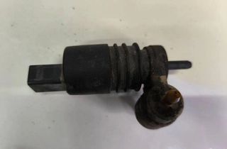 VOLKSWAGEN Touran 1 generation (2003-2015) Mazgātāja tvertnes motorīts PA6GBGF30 31751535