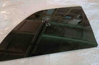 TOYOTA Yaris 2 generation (2005-2012) Aizmugurējais labais durvju stikls E643R00048 31773359