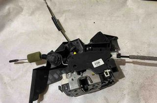 MERCEDES-BENZ C-Class W204/S204/C204 (2004-2015) Priekšējo labo durvju slēdzene 2047230908,A2047230908 32672364