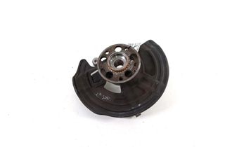 MERCEDES-BENZ A-Class W176 (2012-2018) Ступица передняя левая A2463320100 32395155