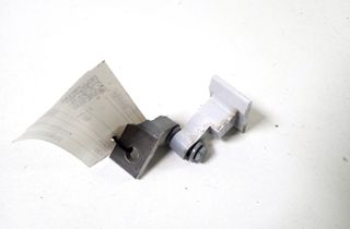 BMW iX3 1 generation (G08) (2020-2024) Aizmugurējo labo durvju eņģes 7495992 33066701