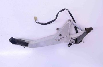 HONDA CB HORNET I01 (2013-2024) Right side footrest peg hanger assembly 10619741