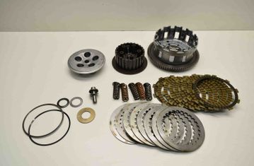 SUZUKI GSX-R L538 (1 gen) (2011-2020) Clutch Kit 30289535