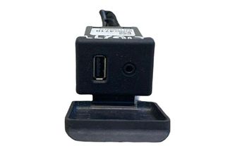 OPEL Mokka 1 generation (2012-2015) Mūzikas atskaņotāja papildu savienotāji (AUX / USB) 20874710 30614577