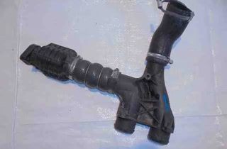 PEUGEOT 2008 2 generation (2019-2023) Воздухозаборная труба 9688500380 32476698