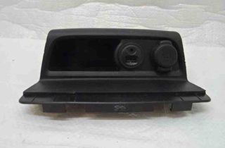 PEUGEOT 307 1 generation (2001-2008) USB 9674655277 32484577