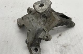 AUDI A6 C7/4G (2010-2020) Кронштейн двигателя правой стороны 4G0199308E 22185835