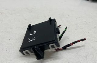 MERCEDES-BENZ A-Class W177 (2018-2024) Блок управления дверей левый задний A1779005505 22211831