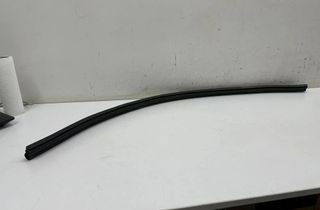 AUDI A6 C8/4K (2018-2024) Gumijas motora nodalījumā 4K0823723A 28203356