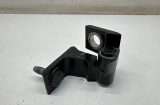 AUDI Q5 8R (2008-2017) Aizmugurējo kreiso durvju eņģes 8V0833403E 31873684