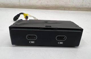 PORSCHE Taycan 1 generation (2019-2023) USB 9J1035722B 32930028