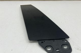 PORSCHE Taycan 1 generation (2019-2023) Стеклоуплотнитель передней левой двери 32950975