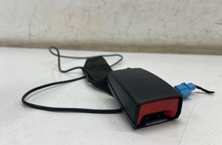 PORSCHE Taycan 1 generation (2019-2023) Aizmugurējā vidējā sēdekļa sprādze 32992904