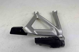 BMW R Rear right side footrest peg hanger 46718532617,46718526740,46718530633,46718556264 29402614