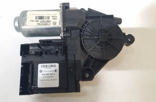 VOLKSWAGEN Touran 1 generation (2003-2015) Маторчик стеклоподъемника передней правой двери 1K0959792C 14918097