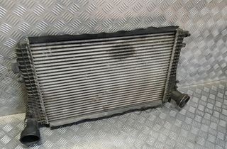 VOLKSWAGEN Passat B7 (2010-2015) Starpdzesētāja/interkūlera radiators 3c0145805p 29490975