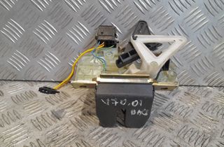 VOLVO V70 2 generation (2000-2008) Aizmugurējā bagāžnieka slēdzene 29727227