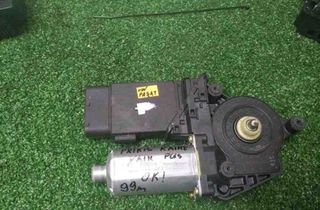 VOLKSWAGEN Passat B5 (1996-2005) Front Left Door Window Regulator Motor 0130821695 32495407