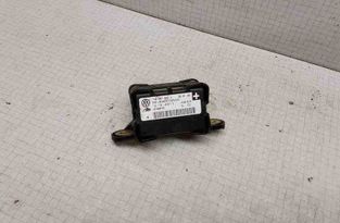 VOLKSWAGEN Transporter T5 (2003-2015) Acceleration Sensor 7H0907652A,1K0907652C,7H0907652,7P0907652 32525798