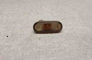VOLKSWAGEN Passat B7 (2010-2015) Priekšējā labā spārna pagrieziena signāls 1H0949111,015E1105,858049,3A0949117B 32556136