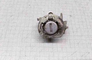 AUDI A6 C6/4F (2004-2011) Front Right Door Lock 32627952