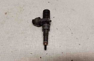 VOLKSWAGEN Transporter T5 (2003-2015) Fuel Injector 32628786