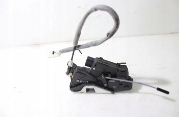 BMW 3 Series E46 (1997-2006) Priekšējo labo durvju slēdzene 32880178