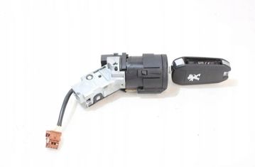 PEUGEOT 308 T9 (2013-2021) Ignition Lock 32881245