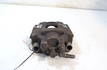 TOYOTA Yaris 3 generation (2010-2019) Priekšējais labais bremžu suports 32897248