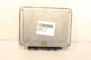 VOLKSWAGEN Passat B7 (2010-2015) Блок управления двигателем 0281001720 32904434