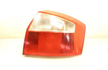 AUDI A4 B8/8K (2011-2016) Aizmugurējais kreisais lukturis E11110 32908850