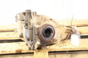 BMW 3 Series E90/E91/E92/E93 (2004-2013) Aizmugurējais reduktors 32915901