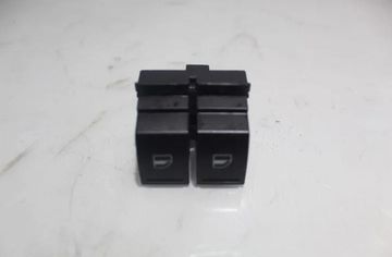 VOLKSWAGEN Golf 8 generation (2019-2023) Front Right Door Window Switch 32922195