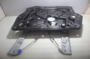 RENAULT Koleos 1 generation (2008-2016) Priekšējo kreiso durvju logu pacēlājs 32927795