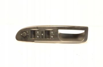 VOLKSWAGEN Passat B6 (2005-2010) Front Left Door Window Switch 32938662