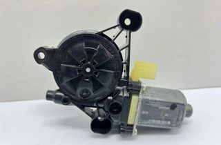 VOLKSWAGEN Golf 8 generation (2019-2023) Маторчик стеклоподъемника передней левой двери 5Q0959801C 31895737