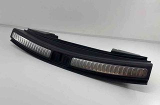 PORSCHE Macan 1 generation (2013-2023) Bagāžas nodalījuma slēdzenes apdare 95b864483l 32443818