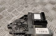 VOLKSWAGEN Caddy 3 generation (2004-2015) Priekšējo labo durvju logu pacelšanas motorīts 5k0959793 33072258