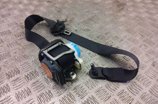 MERCEDES-BENZ A-Class W176 (2012-2018) Ремень безопасности передний левый 307531610 31008091