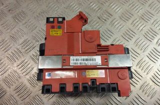BMW 5 Series F10/F11 (2009-2017) Power Distribution Box 9240490 31016422